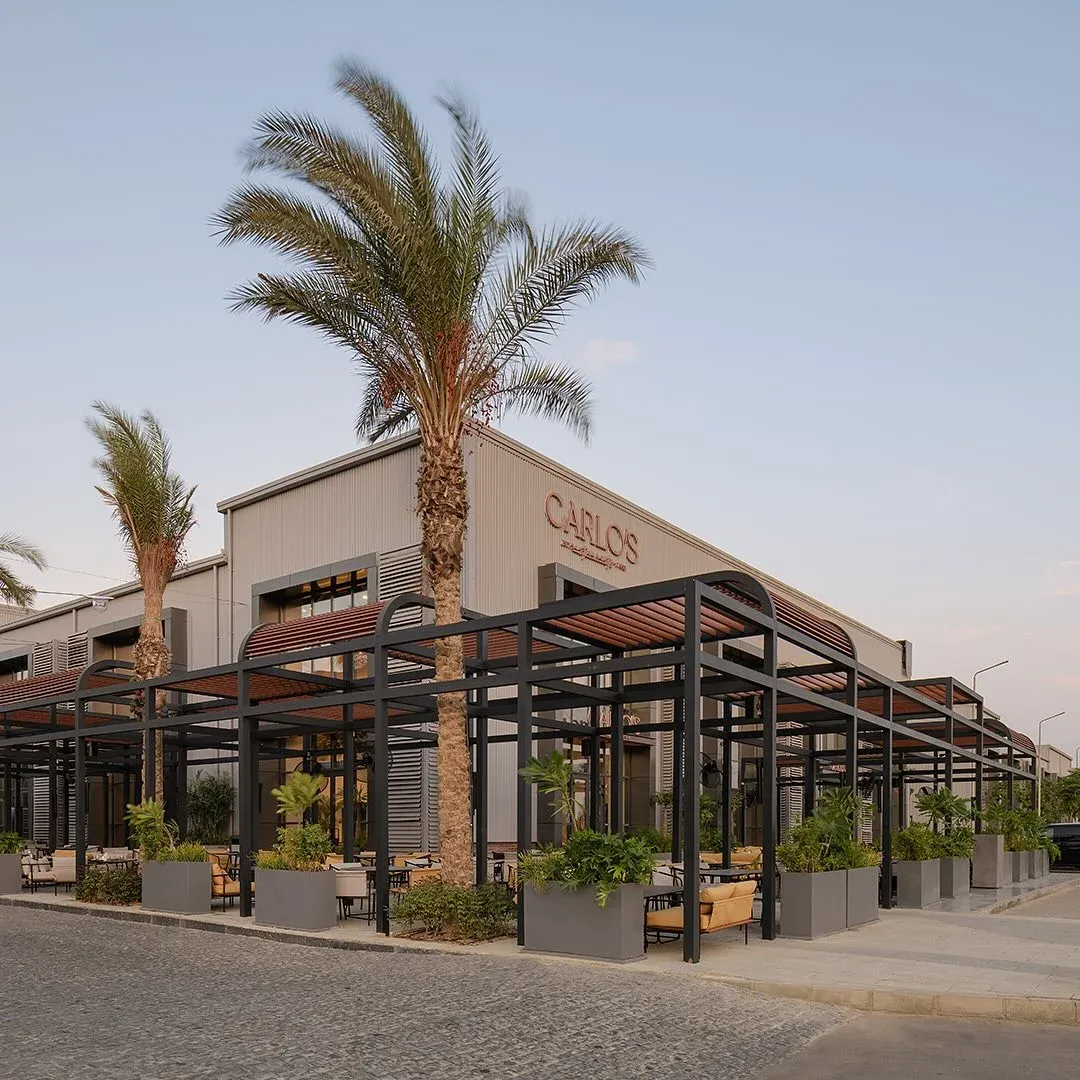Carlo's District 5, image 4